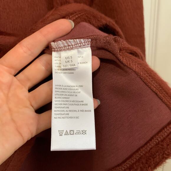 Standard/Cloth NWT Urban Outfitters Red Fleece Quarter Zip Pullover Small - Picture 9 of 10